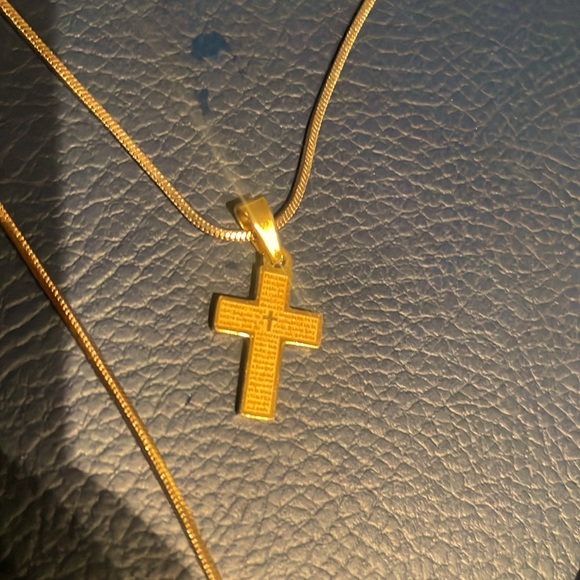 Layered gold plated necklace with scripture - Picture 4 of 4